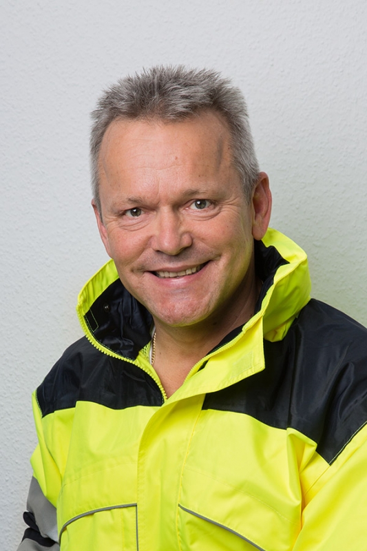 Bausachverständiger, Immobiliensachverständiger, Immobiliengutachter und Baugutachter  Sven Holbe Elkenroth